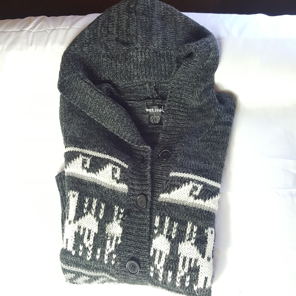 Wet Seal Aztec Cardigan - Picture 5 of 5